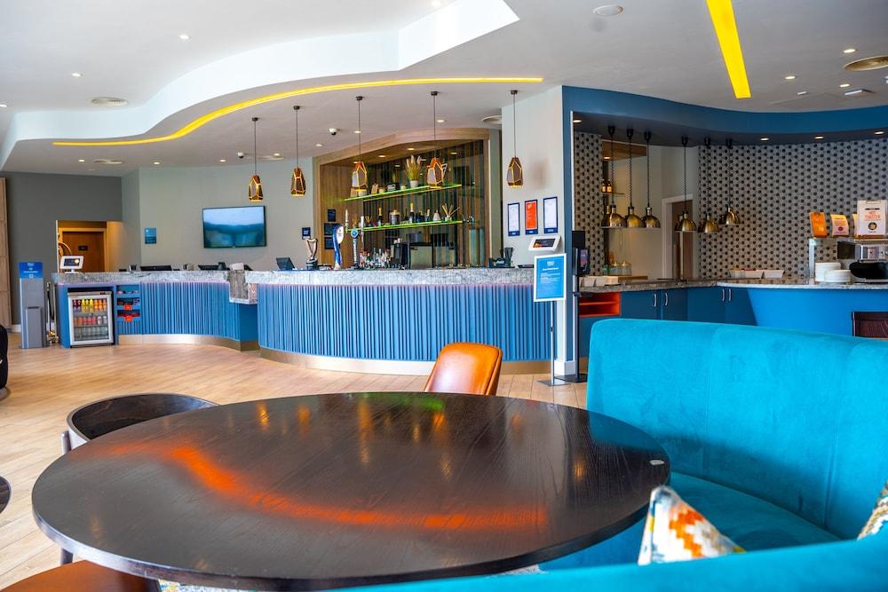Hampton By Hilton Blackburn Блекбърн Екстериор снимка