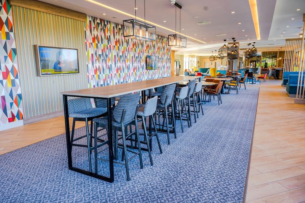 Hampton By Hilton Blackburn Блекбърн Екстериор снимка