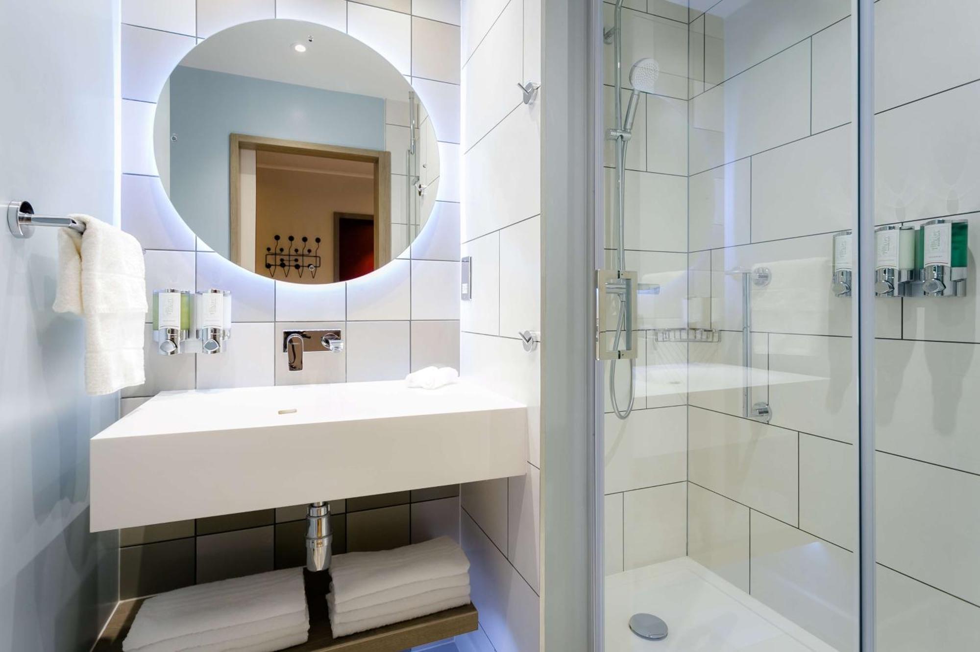 Hampton By Hilton Blackburn Блекбърн Екстериор снимка