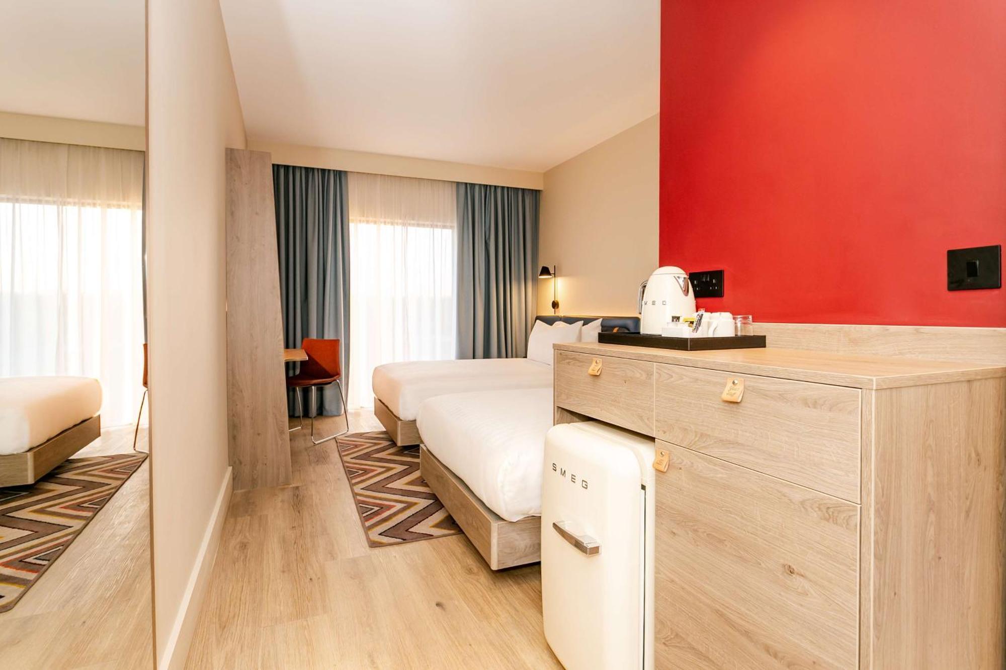 Hampton By Hilton Blackburn Блекбърн Екстериор снимка