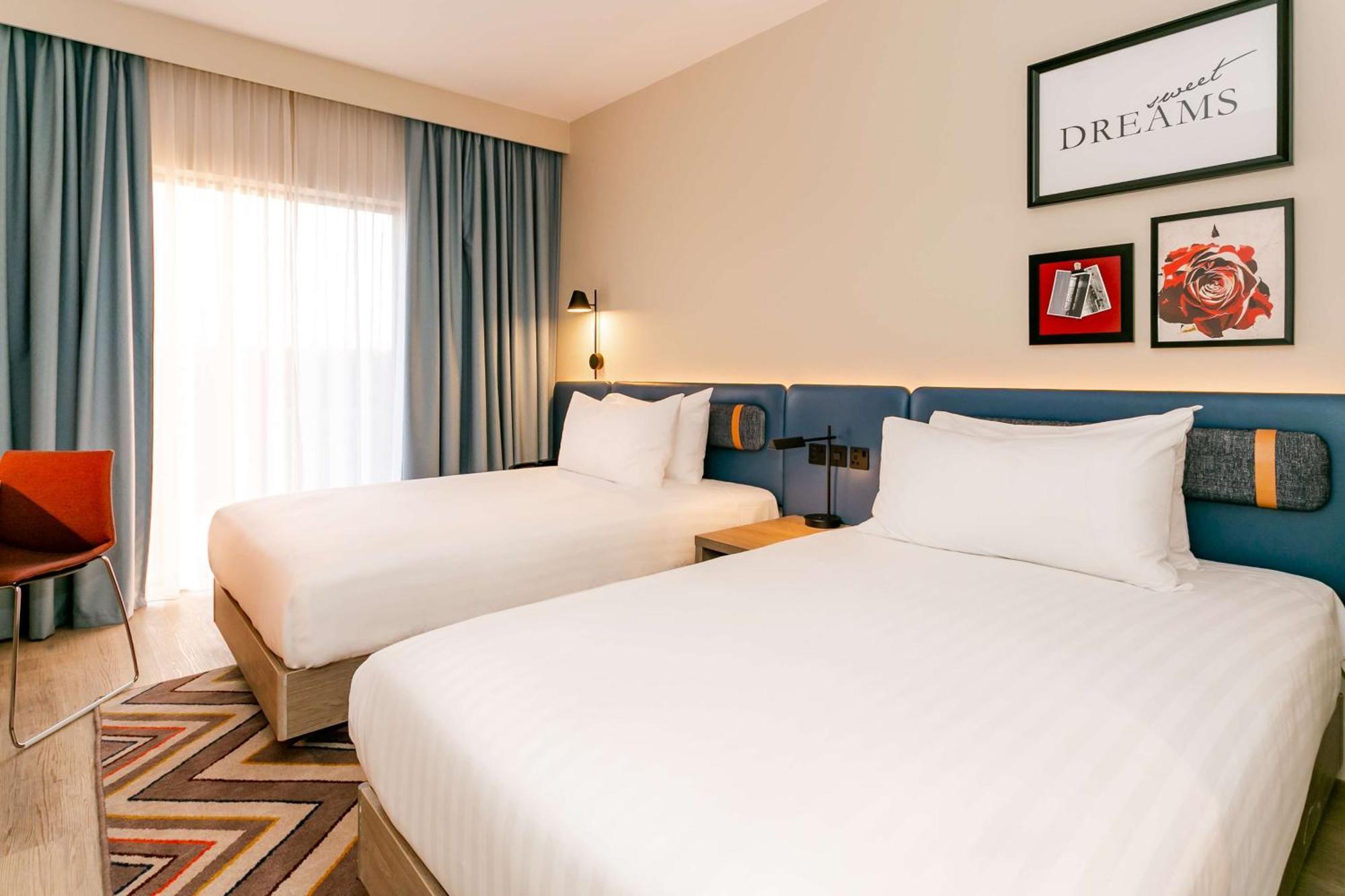 Hampton By Hilton Blackburn Блекбърн Екстериор снимка